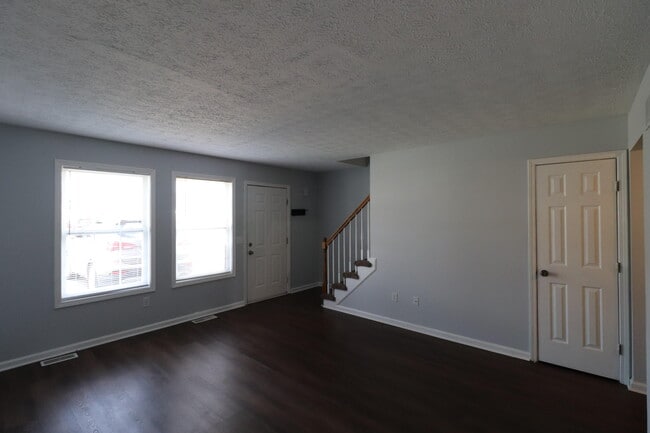 Building Photo - 209 Coburn Dr
