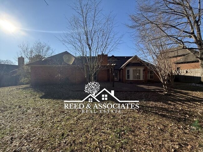 Building Photo - Spacious: 4 Bedroom in Cordova!