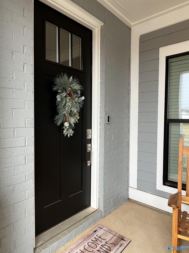 Building Photo - 111 Shylock Ln