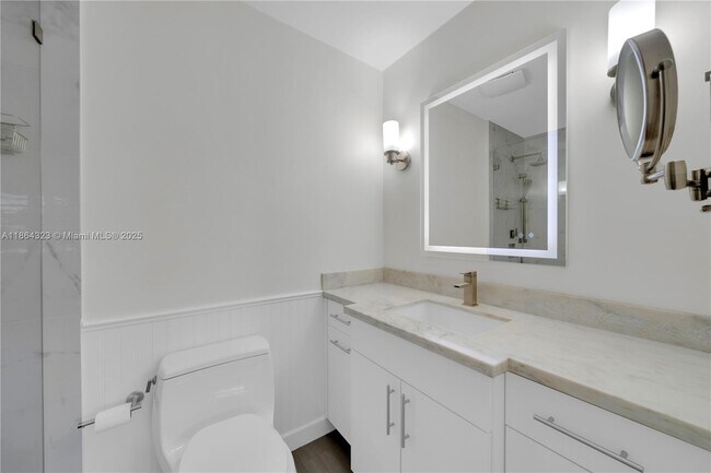 Building Photo - 13232 SW 52nd Terrace