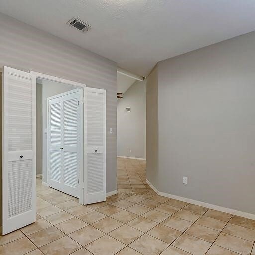 Building Photo - 21623 Park Valley Dr