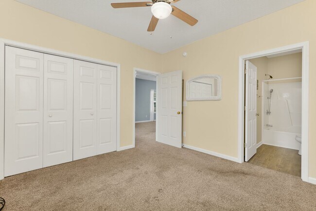 Building Photo - 2040 Cross Gate Blvd