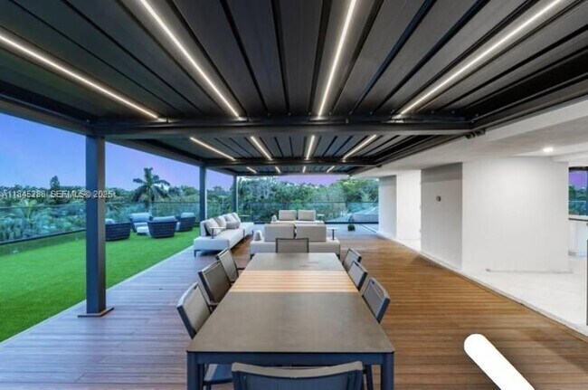 Building Photo - 1248 NE 89th St