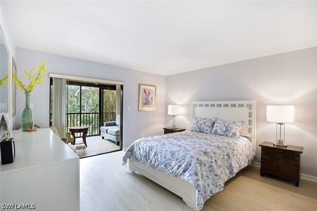 Building Photo - 5954 Pelican Bay Blvd