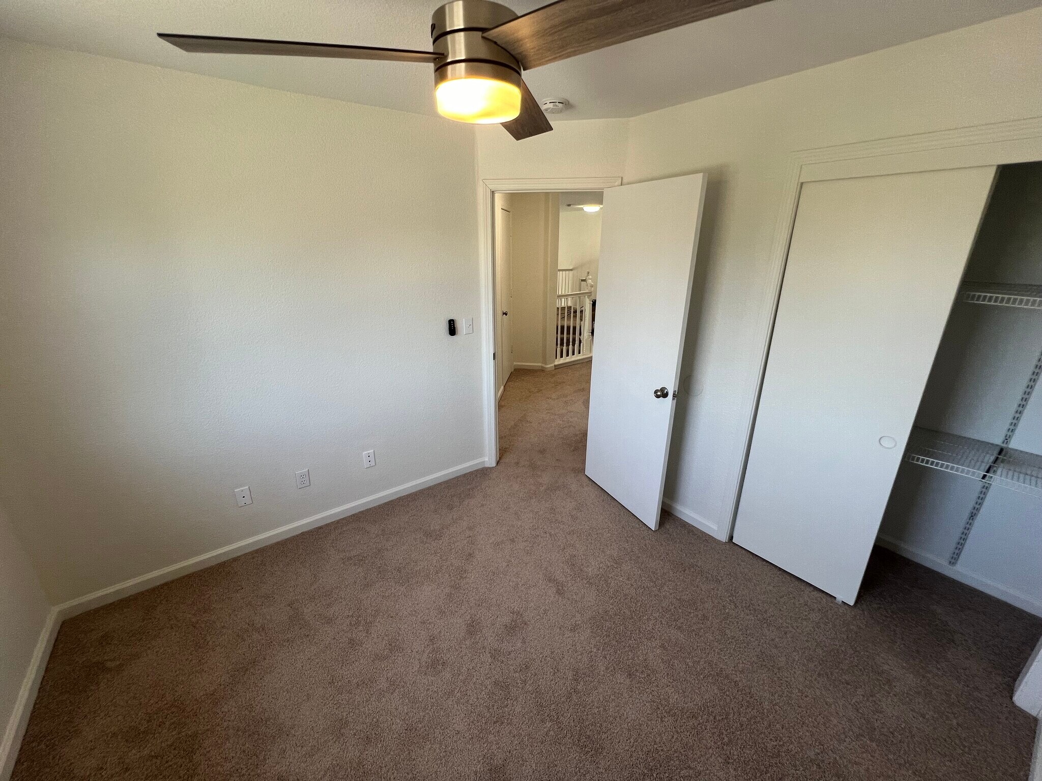 Building Photo - 2808 Medinah Way