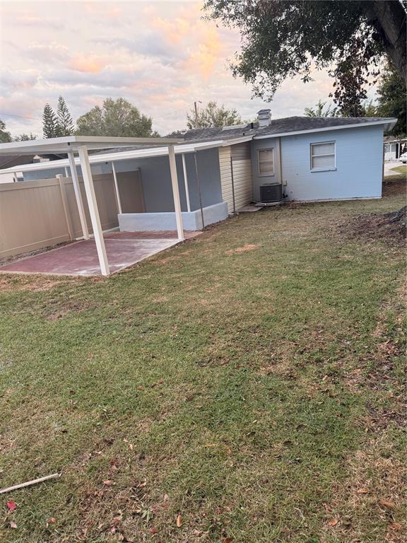 Building Photo - 1720 Park Dr