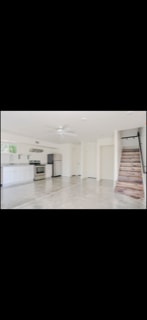 Building Photo - 728 Desire St