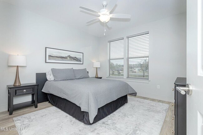 Building Photo - 2501 Bienville Blvd