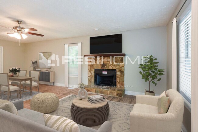 Building Photo - 982 Millwood Dr SW