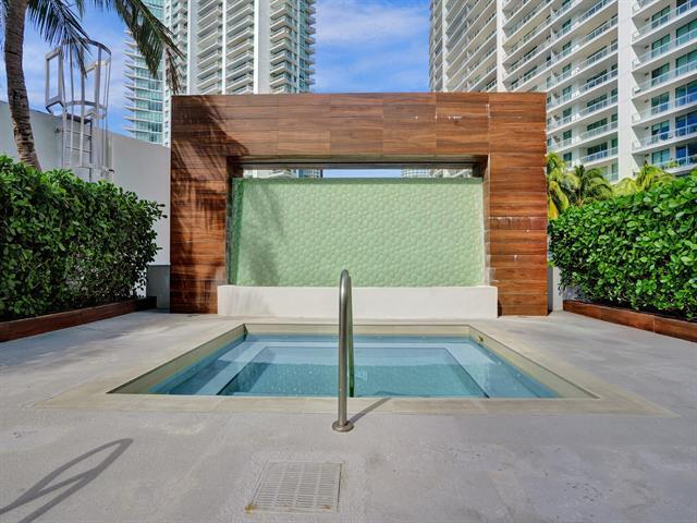 Building Photo - 350 S Miami Ave
