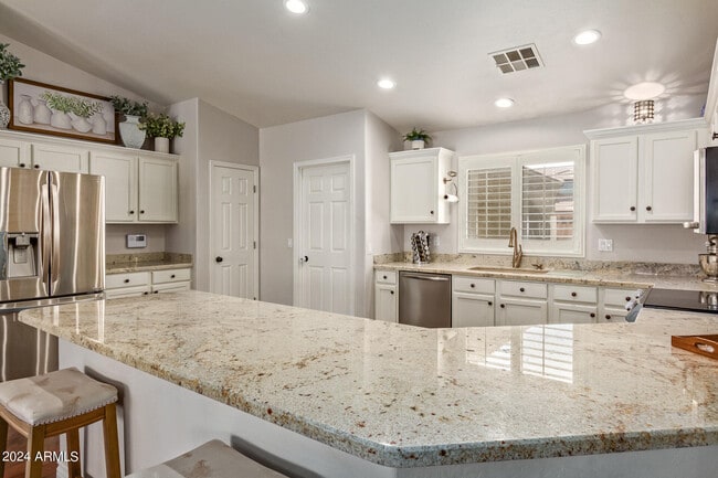 Building Photo - 8616 E Ocaso Ave