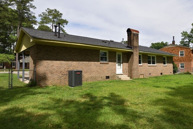 Building Photo - 117 S Kirkwood Ave