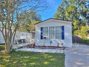 Building Photo - 7603 Plumwood Dr