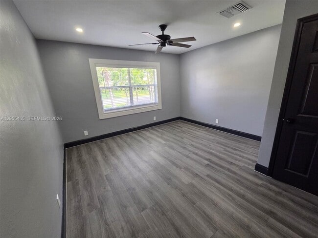 Building Photo - 8227 NW 39th St