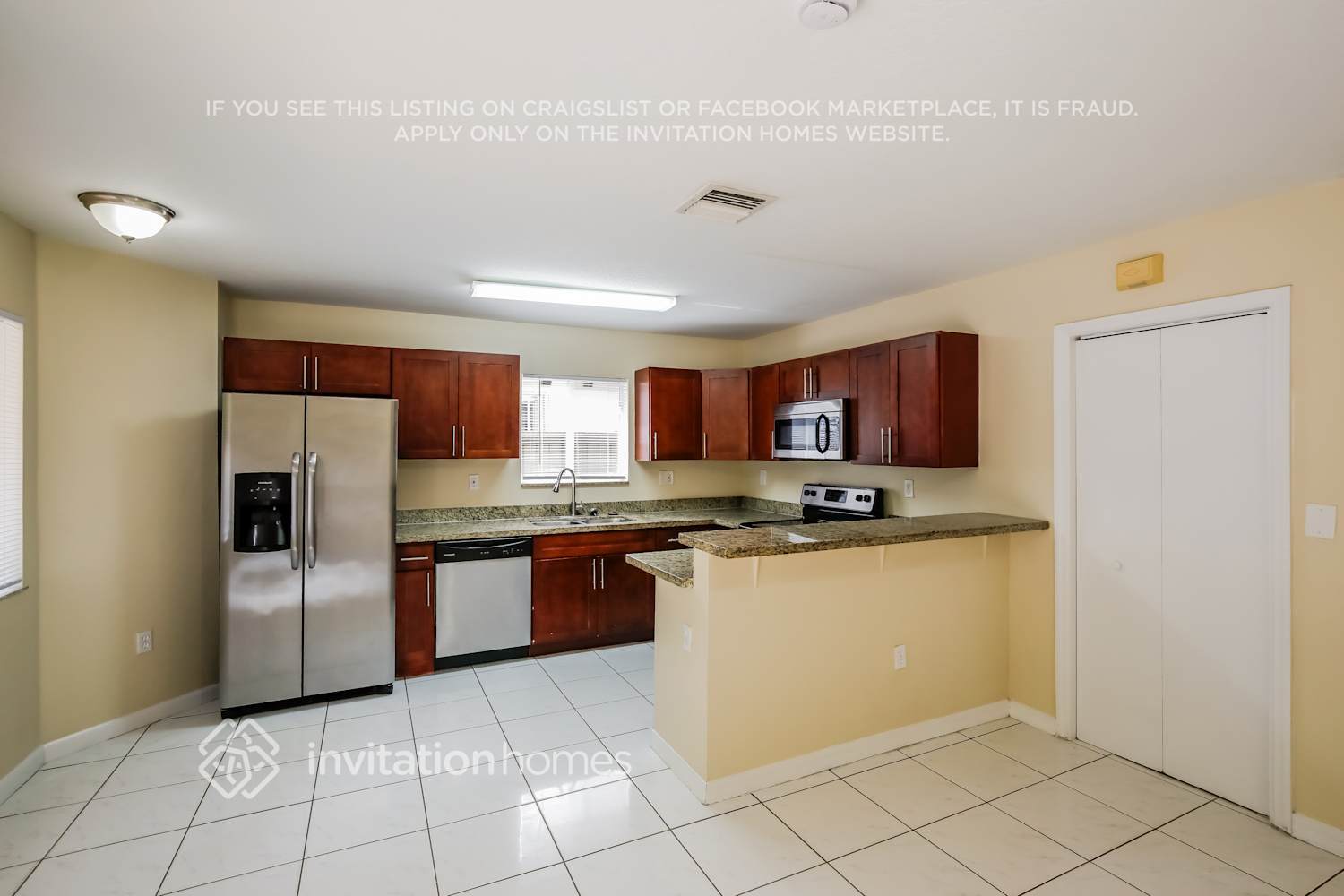 Building Photo - 18001 SW 139th Path