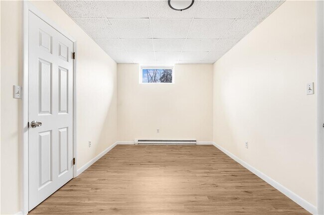 Building Photo - 3421 Pawtucket Ave