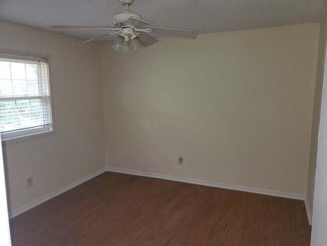 Master room - 3559 Old Chamblee Tucker Rd