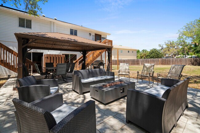 Building Photo - 1820 Rumar Ln