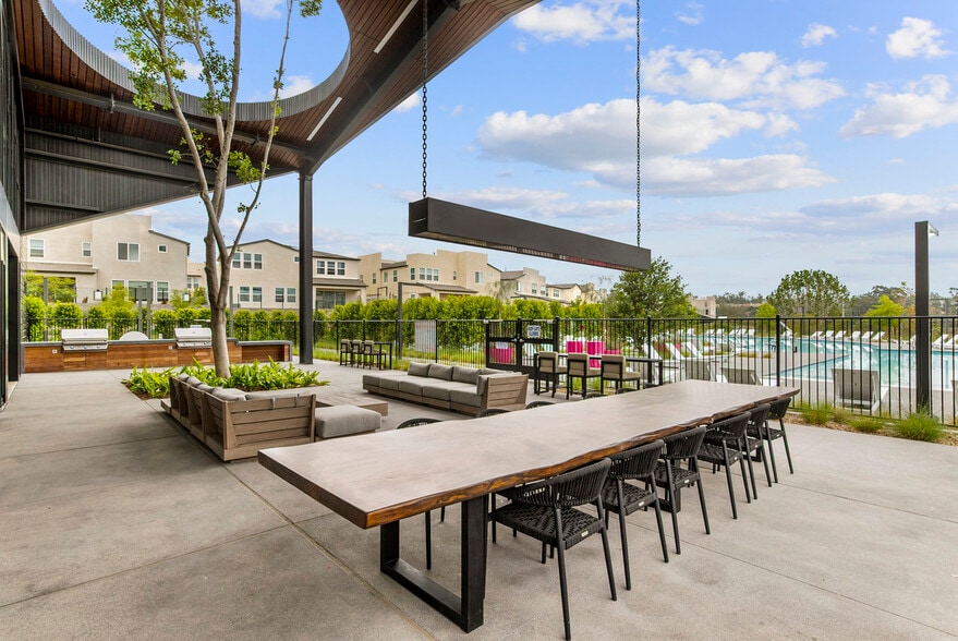 Building Photo - 7962 Belluno Way