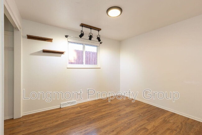 Building Photo - 926 Yeager Pl