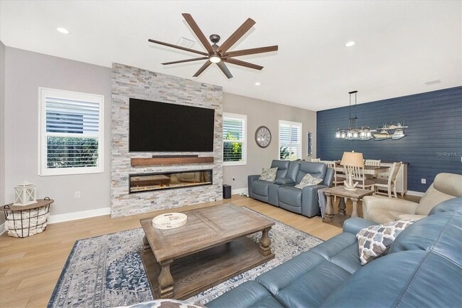 Building Photo - 18805 Valleta Ave