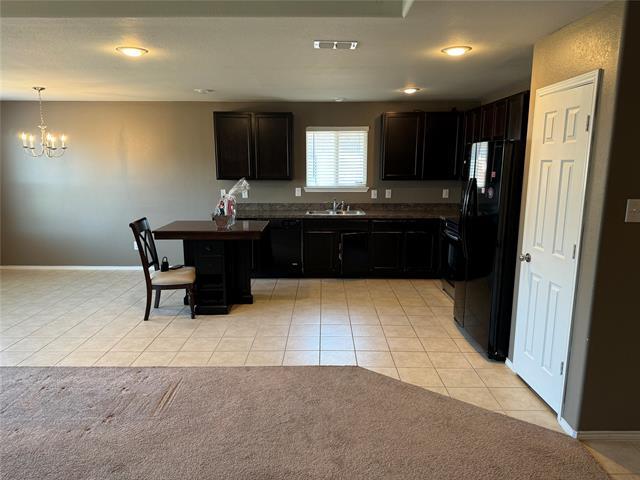 Building Photo - 805 Underhill Dr