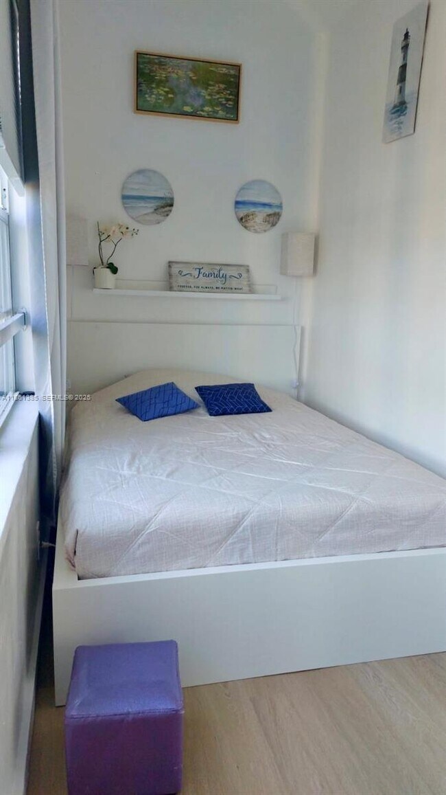 Building Photo - 1358 Pennsylvania Ave