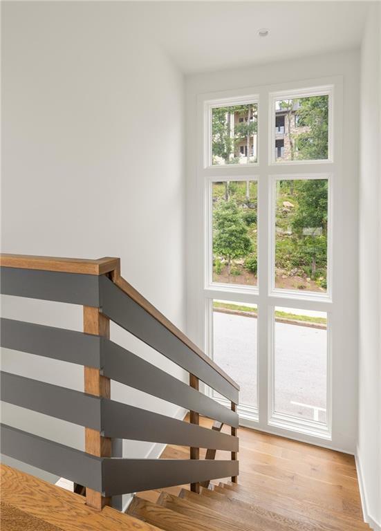 Building Photo - 10904 Serenbe Ln