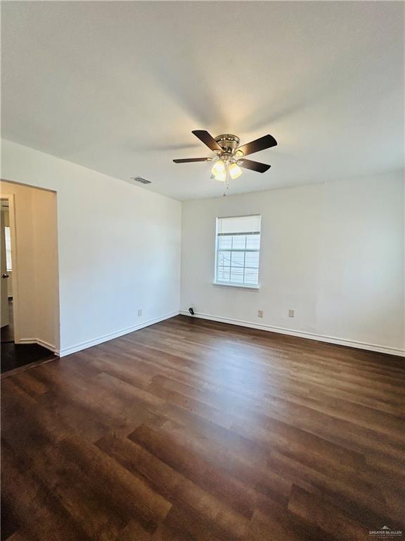 Building Photo - 13 E Fay St