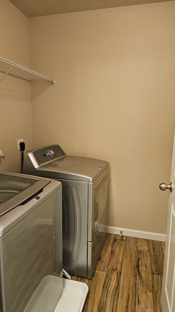 Building Photo - Hawks Praire Lacey 3 Bdrm Home!