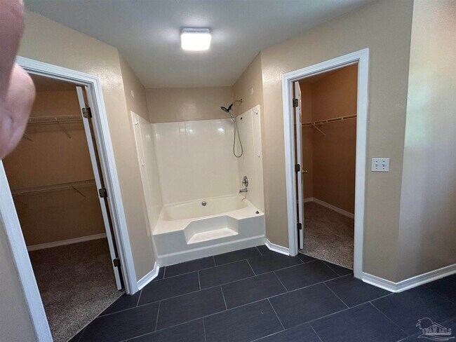 Building Photo - 1454 Little Creek Dr