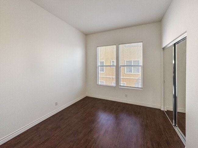 Building Photo - Beautiful 3 Bd/2Ba Spacious Home in Fullerton w/AC and Ample Community Amenities!