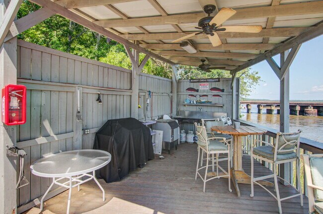 Building Photo - **2347 Tall Sail Dr Unit 201A - FULLY FURNISHED TWO BEDROOM CONDO, UTILITIES INCLUDED!**