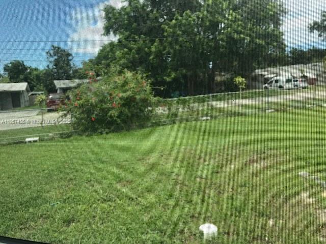 Building Photo - 18233 Oleta Dr
