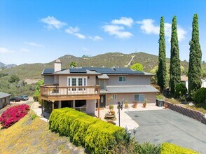 Building Photo - 10028 Del Dios Rd