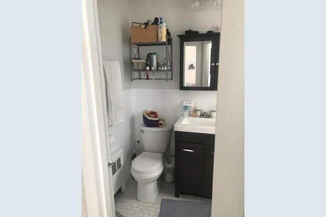 Building Photo - 90 Winthrop Shore Dr