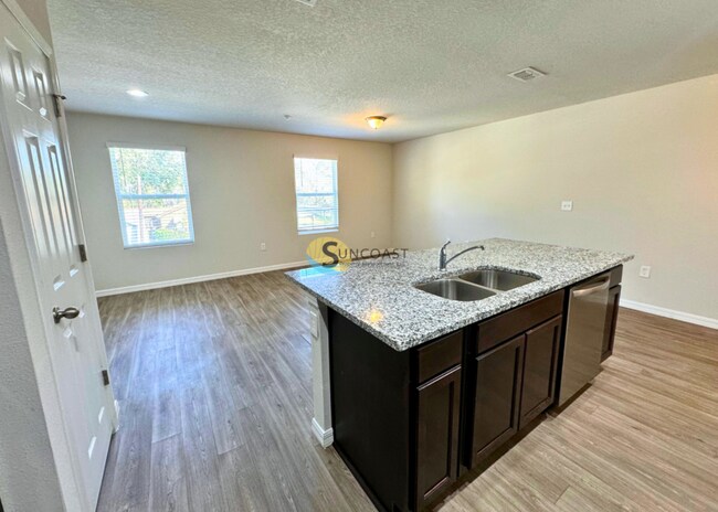 Building Photo - 6541 Sweetbay Ln