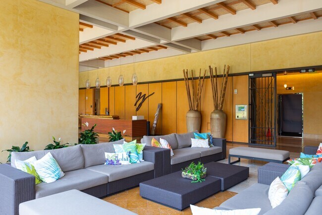Building Photo - Fully Furnished 2 bedroom in Waikiki! One-...