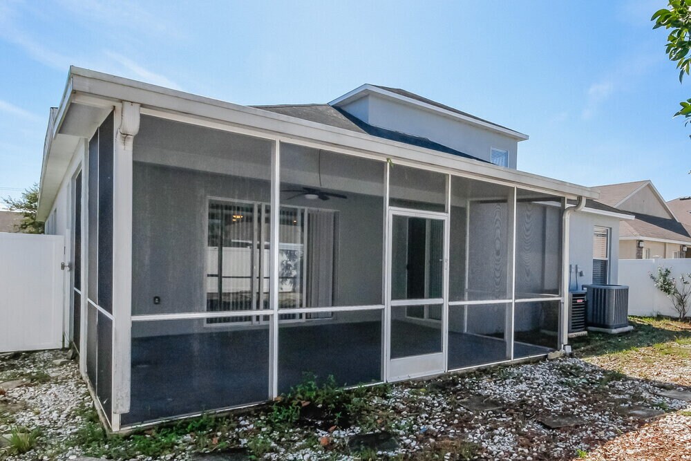 Building Photo - 8204 Abbey Mist Cove