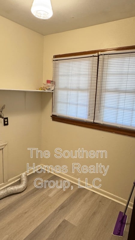 Building Photo - 1012 Wilson St