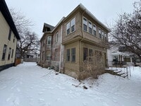 Building Photo - Upper level 3-Bed Duplex with Hardwood Elegance & 2 Baths in North Minneapolis!