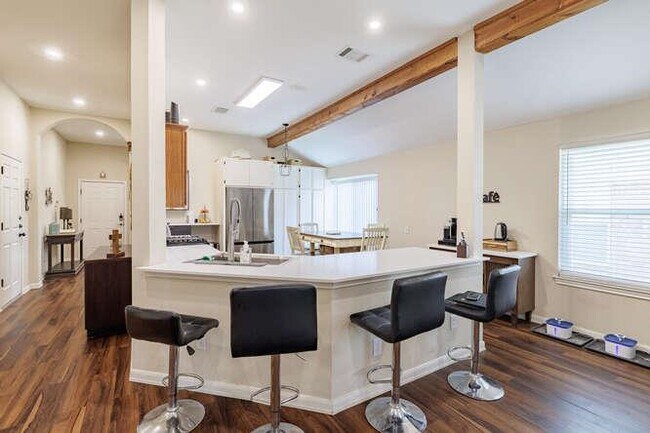 Building Photo - 213 Chandler Crossing Trail