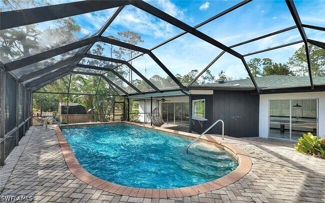 Building Photo - 4500 1st Ave NW