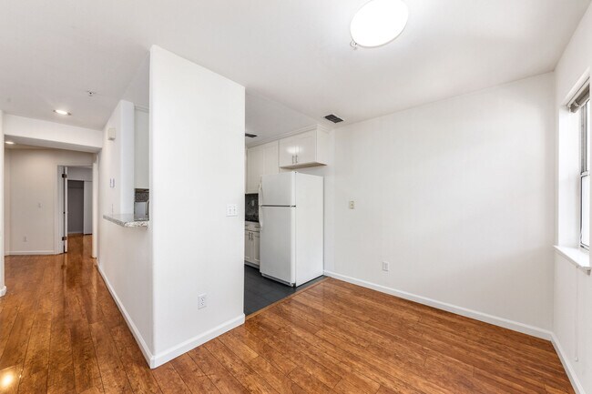 Building Photo - 979 Asilomar Terrace