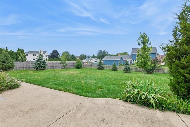 Building Photo - 1858 Princeton Cir
