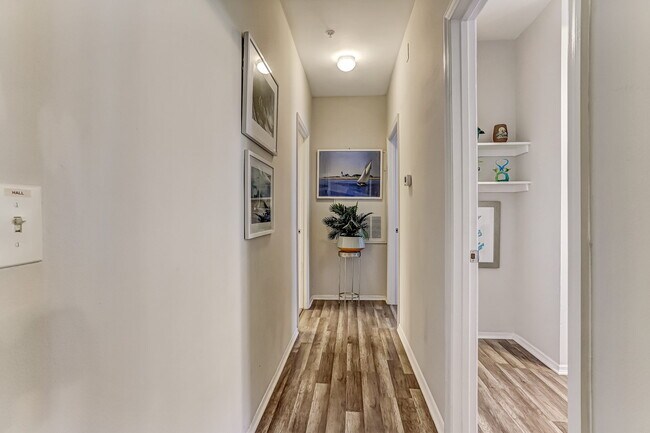 Building Photo - 170 Veracruz Dr