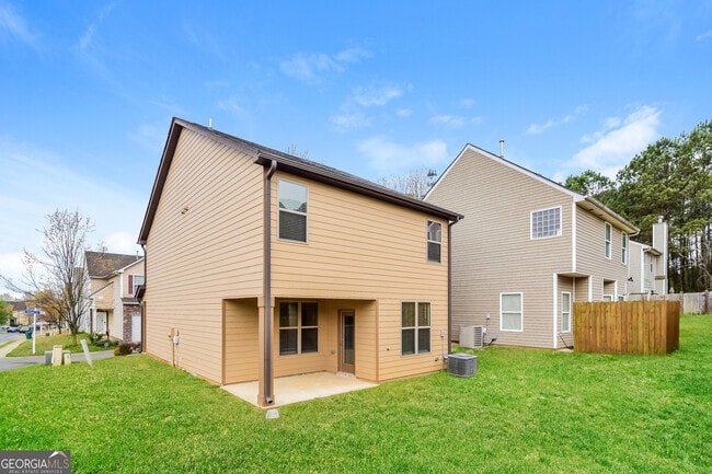 Building Photo - 1605 Danube Ct