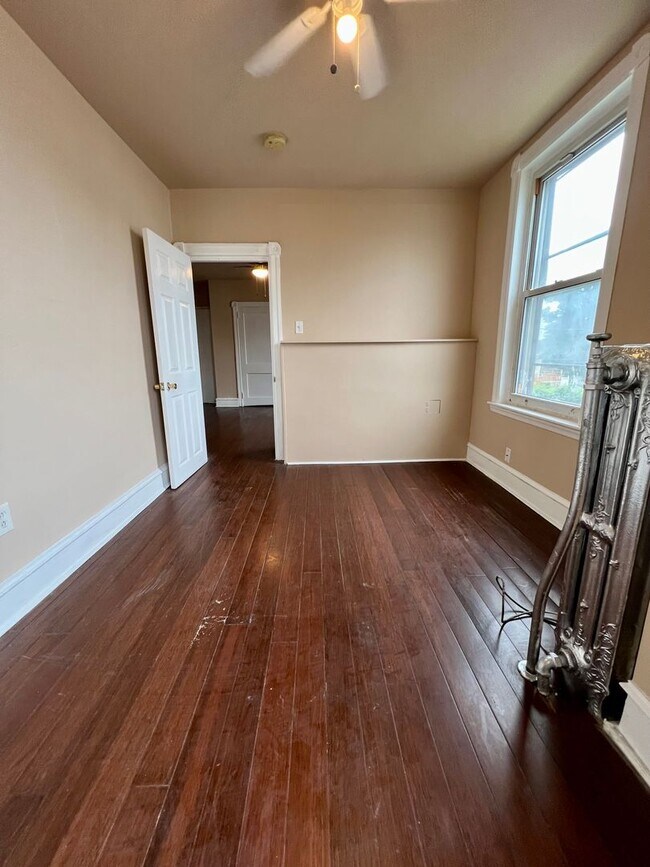 Building Photo - 161 W Olney Ave