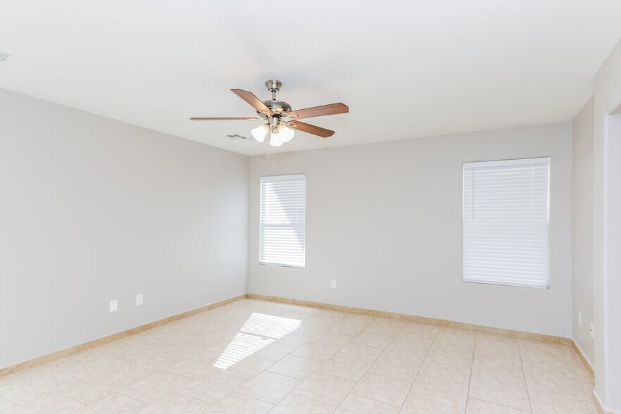 Building Photo - 11257 Albergotta Ct