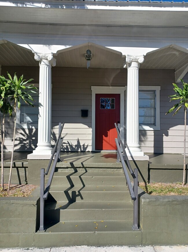 Building Photo - 2508 N Avenida Republica de Cuba